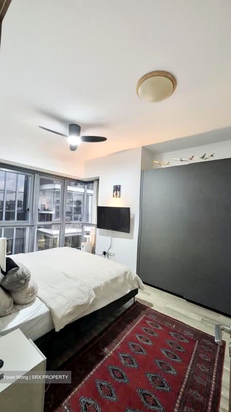 Lakeville (D22), Condominium #556805361